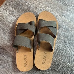 Roxy sandal, elastic flip flop